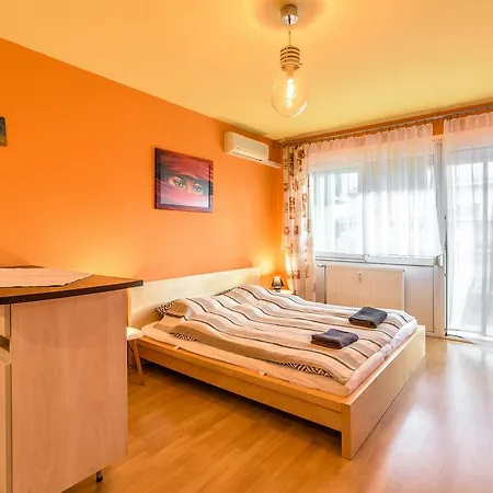 Orange Studio Apartment Siófok
